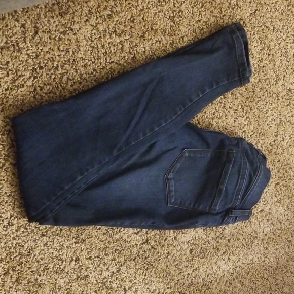 High rise skinny jean - Picture 3 of 3